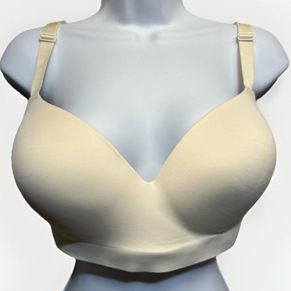 SOMA Bra 38DD Enbliss Luxe Wireless Cream Molded Lined Cup J-Hook Laced Strap - Picture 2 of 6